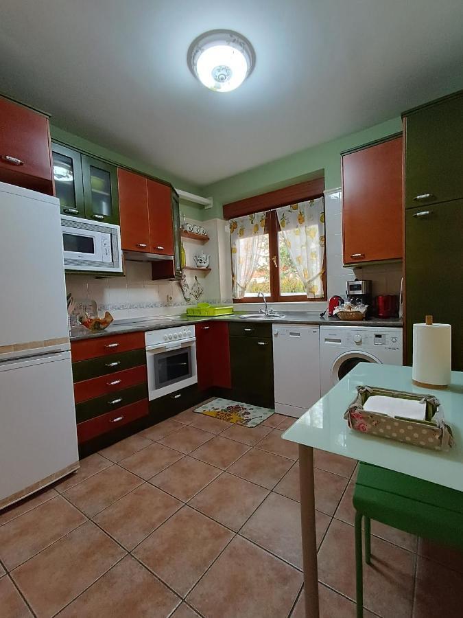 Cuarenta Y Ocho Luces Guest House Burgo Екстериор снимка