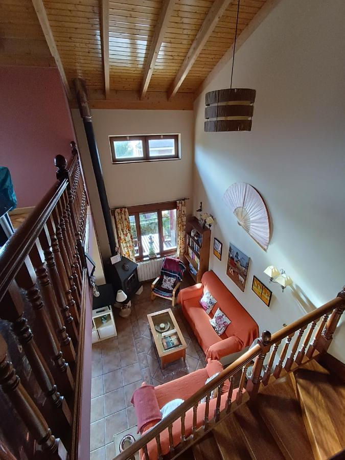 Cuarenta Y Ocho Luces Guest House Burgo Екстериор снимка